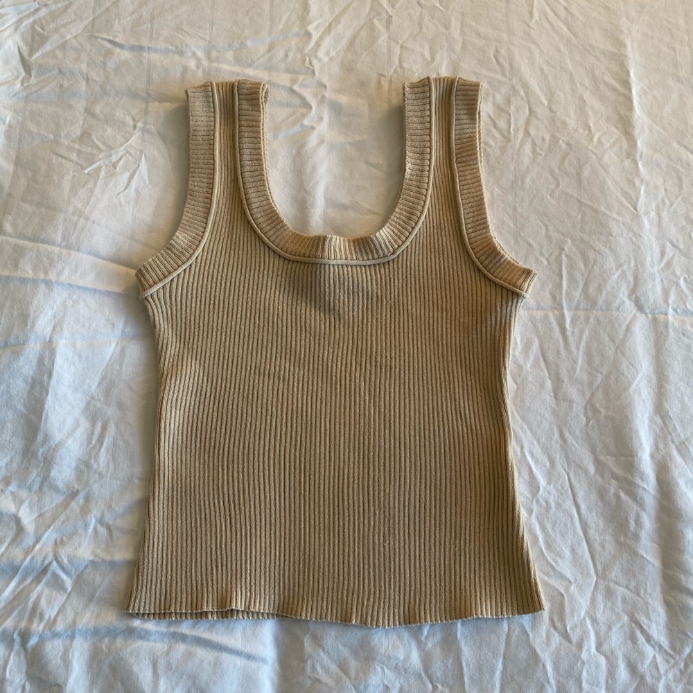 Noble U, Crop Top